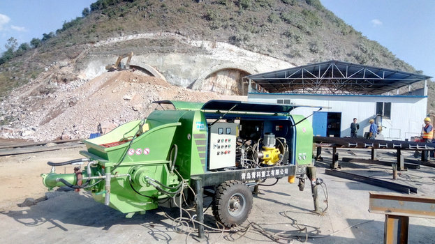 濕噴機，混凝土濕噴機，青科重工